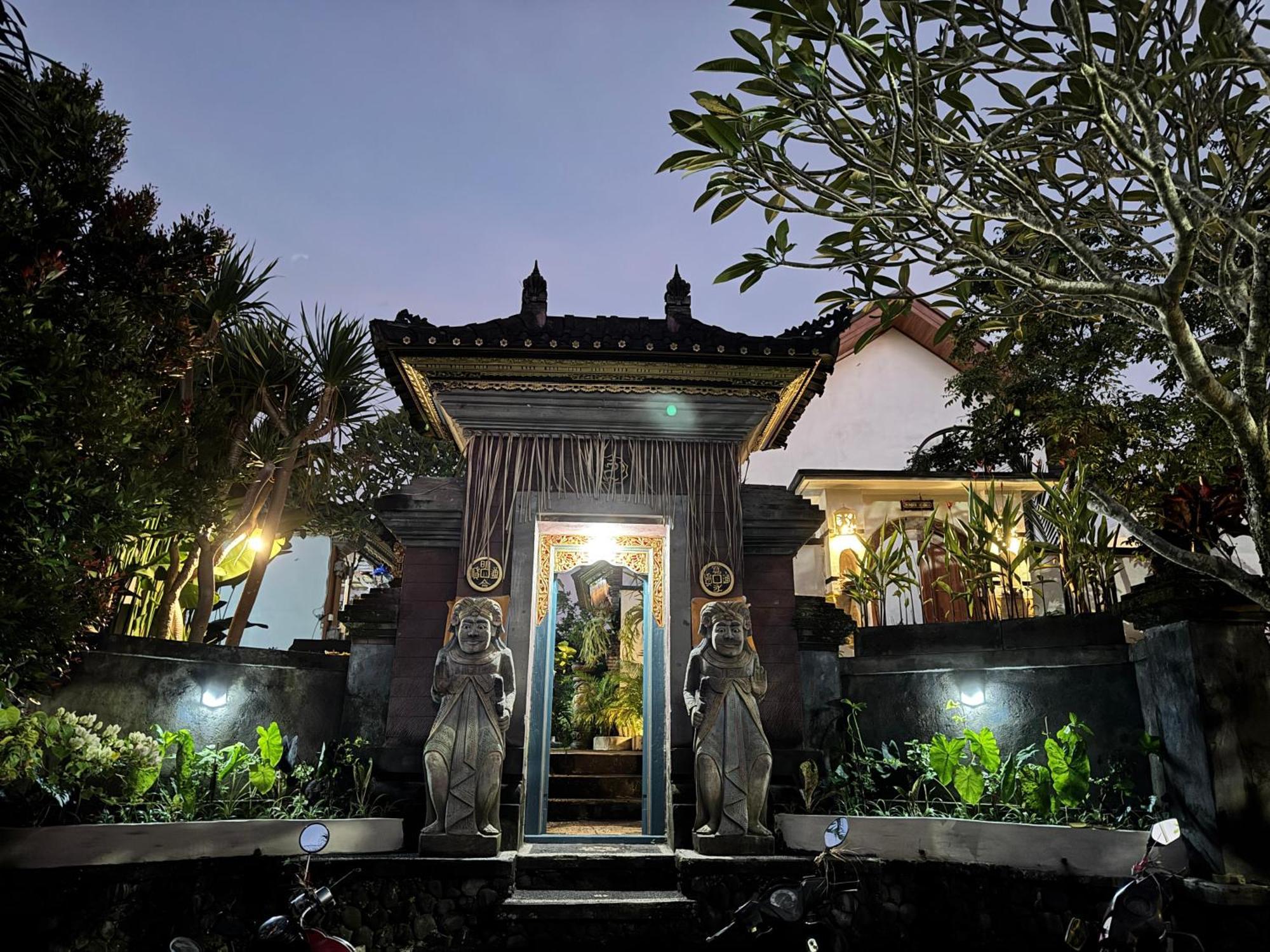 Ubud Suarga Private Pool Villa מראה חיצוני תמונה